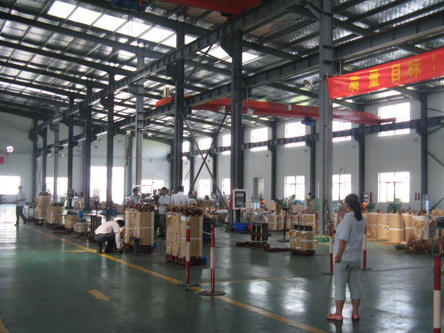 辽宁变压器生产车间